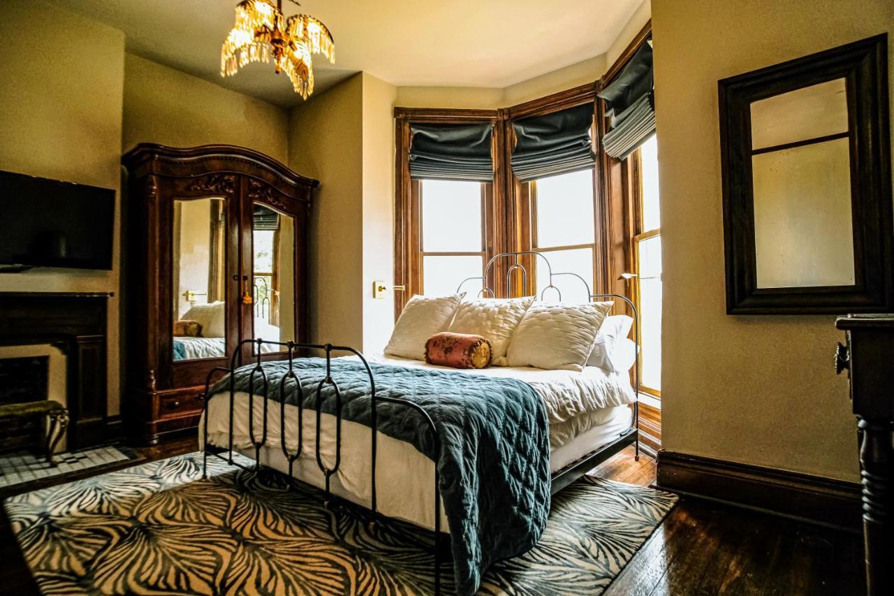 내슈빌 Henrie House I Luxury 4Br Downtown Historic Gem With Library & Patio 빌라 외부 사진